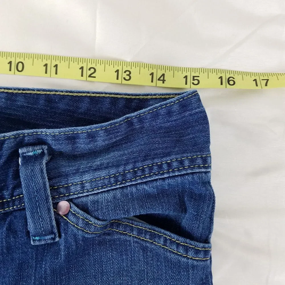 Vintage Gap Jeans Womens 30 x 24 Blue‎ Y2K Mid Rise Cropped Medium Wash Denim - Picture 3 of 10